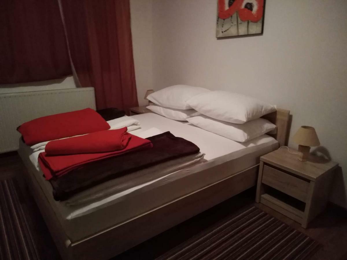 Guest House Sumski Dvor Vrhovine Экстерьер фото